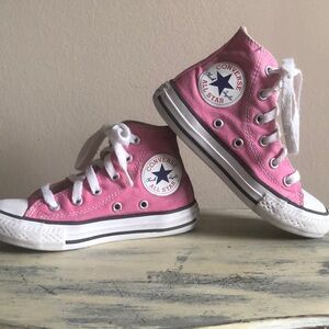 YOUTH Converse chuck Taylor, all star high top sneakers, pink
